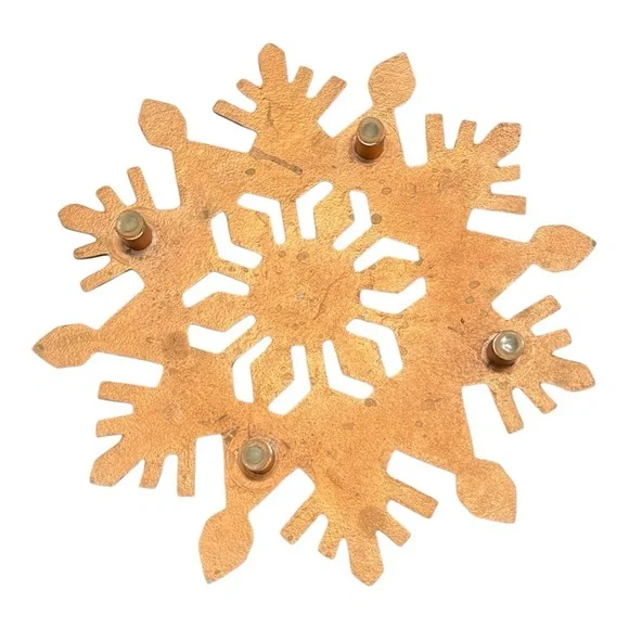 Copper finish snowflake kitchen trivet 4 rubber coated feet 10“ diameter. - Picture 6 of 9
